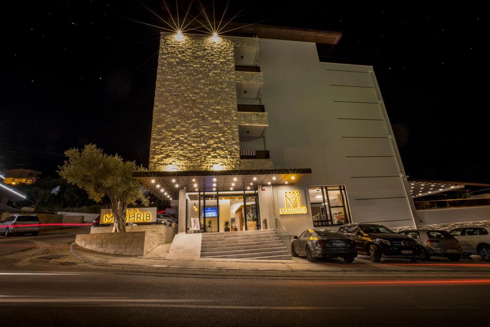 Maghrib Hotel ウルツィニ エクステリア 写真